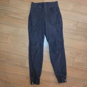 Spanx Stretch Twill Cargo Jogger- M